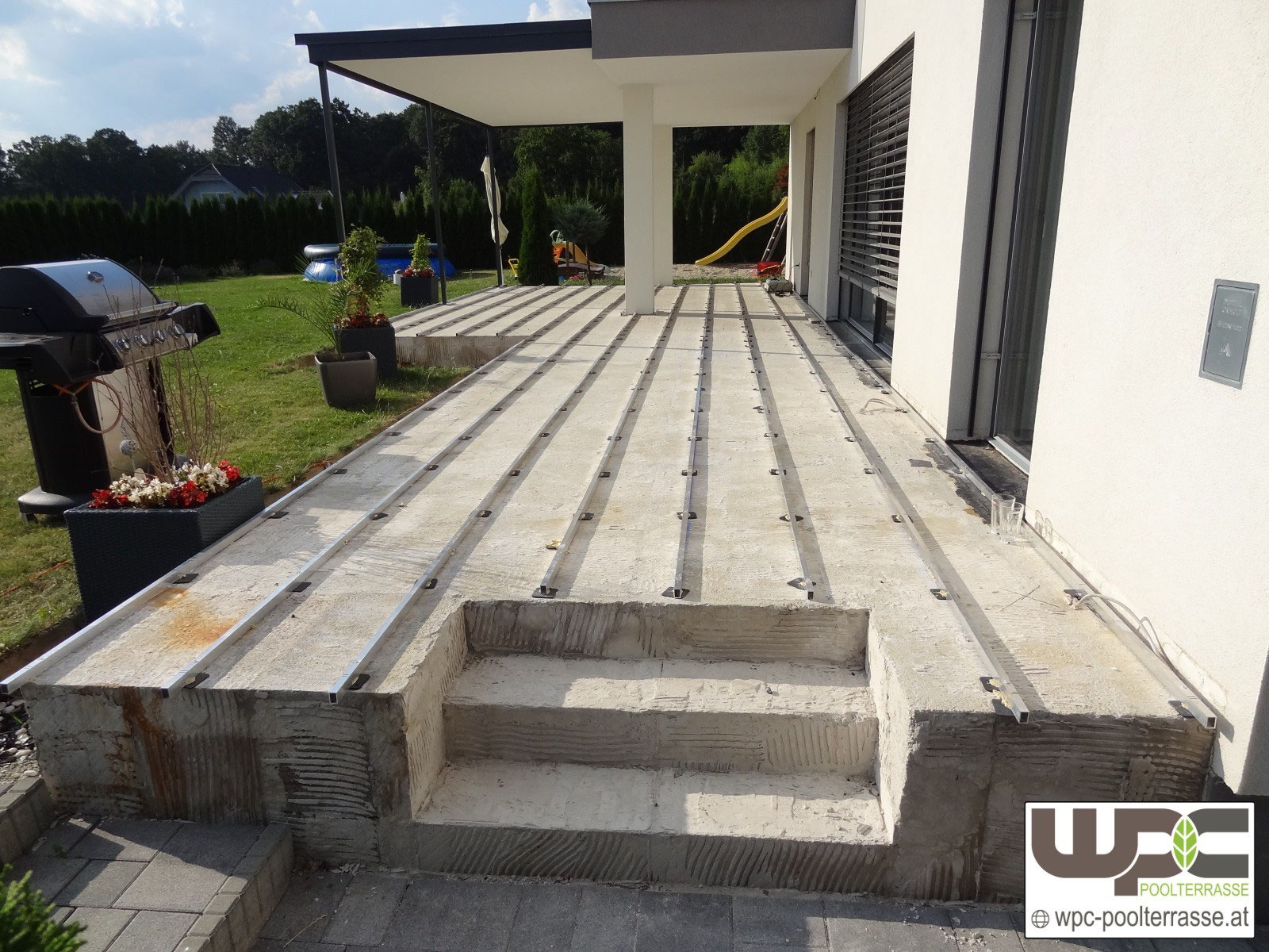 Bilder Wpc Aluminium Alu Unterkonstruktion Fur Terrassendielen Wpc Terrasse Balkon Wpc Poolterrasse Adorjan Terrassendielen Bpc Wpc Dielen Montage Verkauf