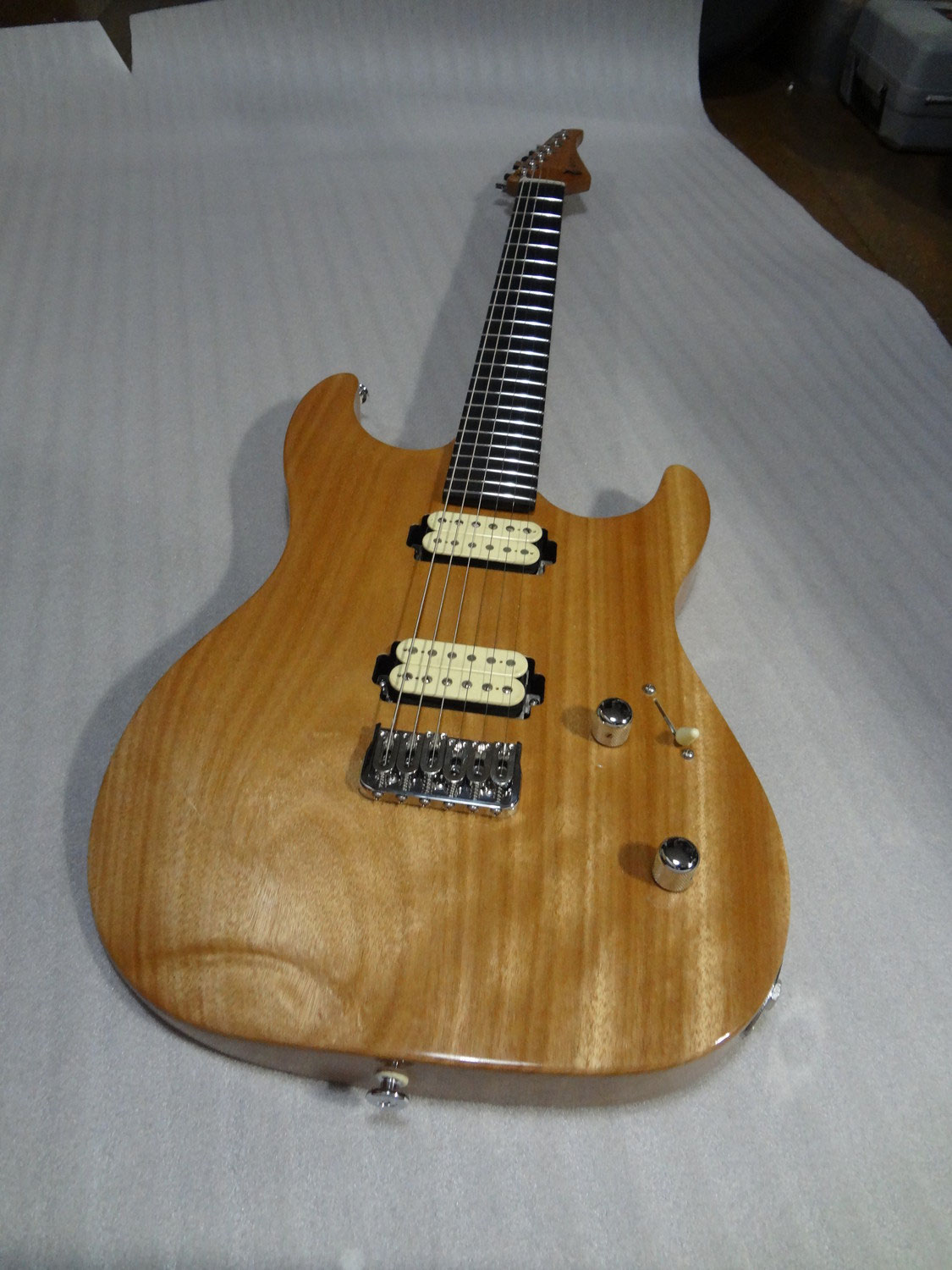 マホガニー 2H ナチュラル - ギターオーダーメイド承ります。お気軽に