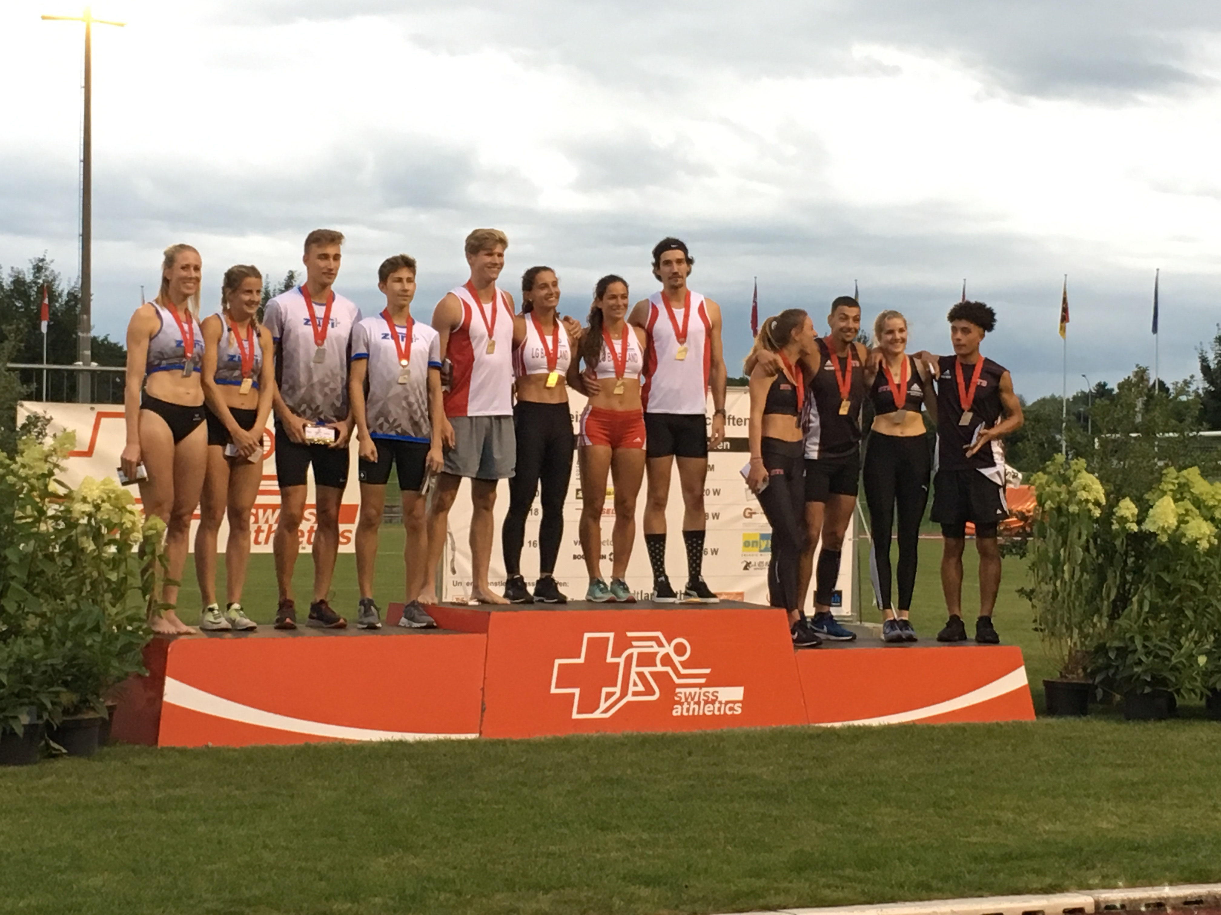 Premierensieg mit Schweizer Rekord - lctherwil.ch