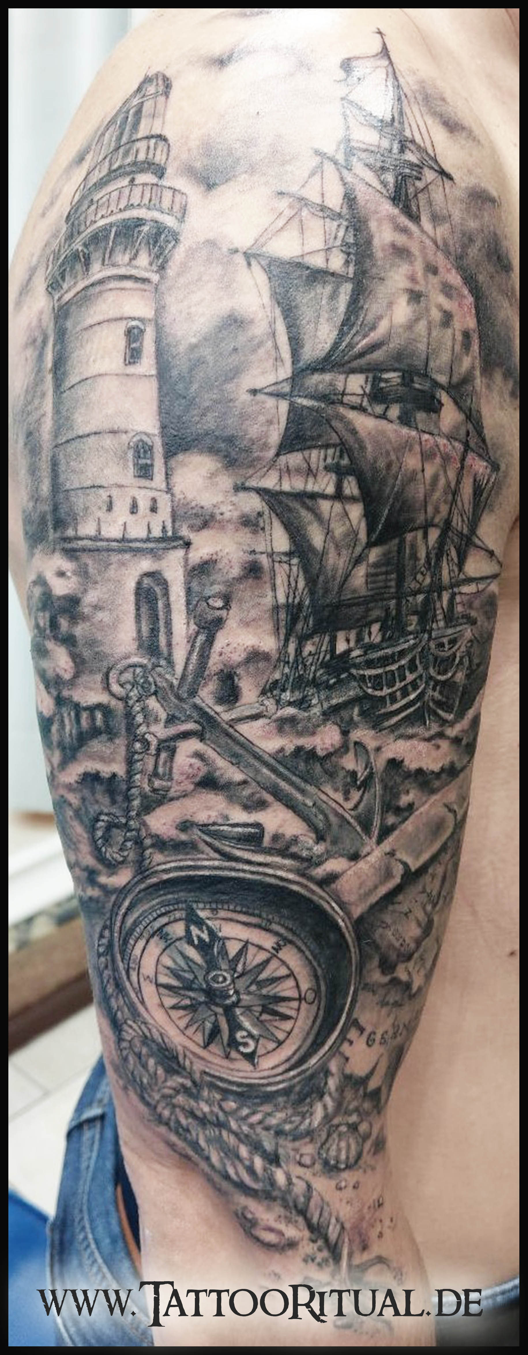 Tattoo Leuchtturm Anker Kompass
