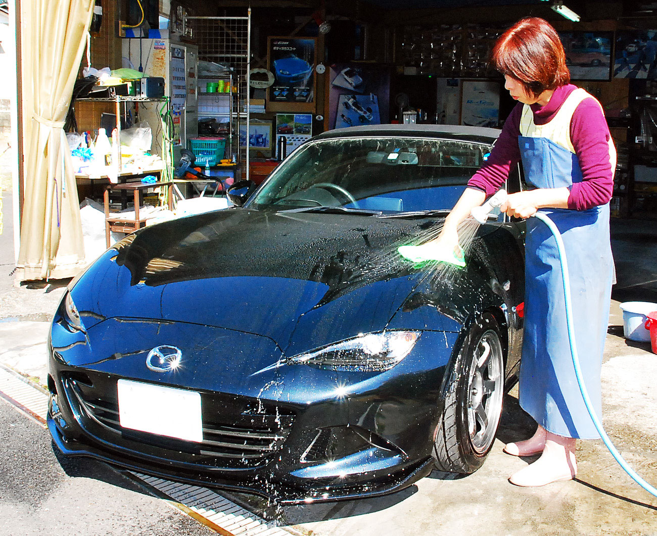 マツダ・ロードスター」2015年式・ジェットブラックマイカの磨き