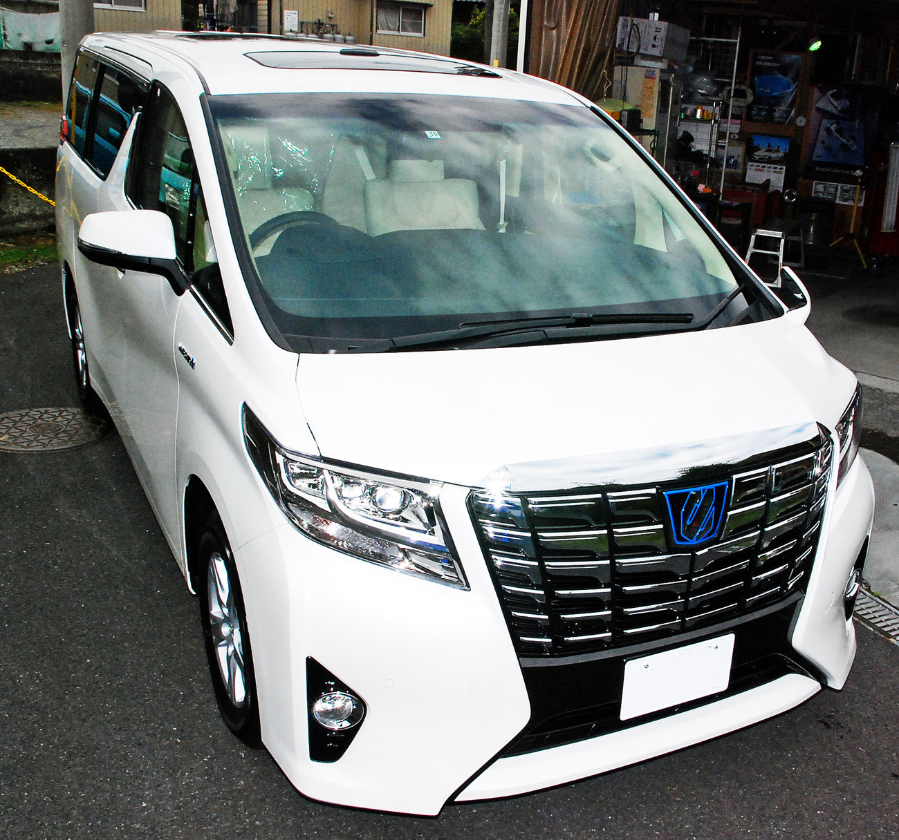 トヨタ アルファード Hybrid X ホワイトパール新車の磨き ボディガラスコーティング 飯野自動車コーティング 飯野自動車コーティング 実績31年 トヨタ アルファード Hybrid X ホワイトパール新車の磨き ボディガラスコーティング 飯野自動車コーティング 飯野自動車コーティング 実績31年