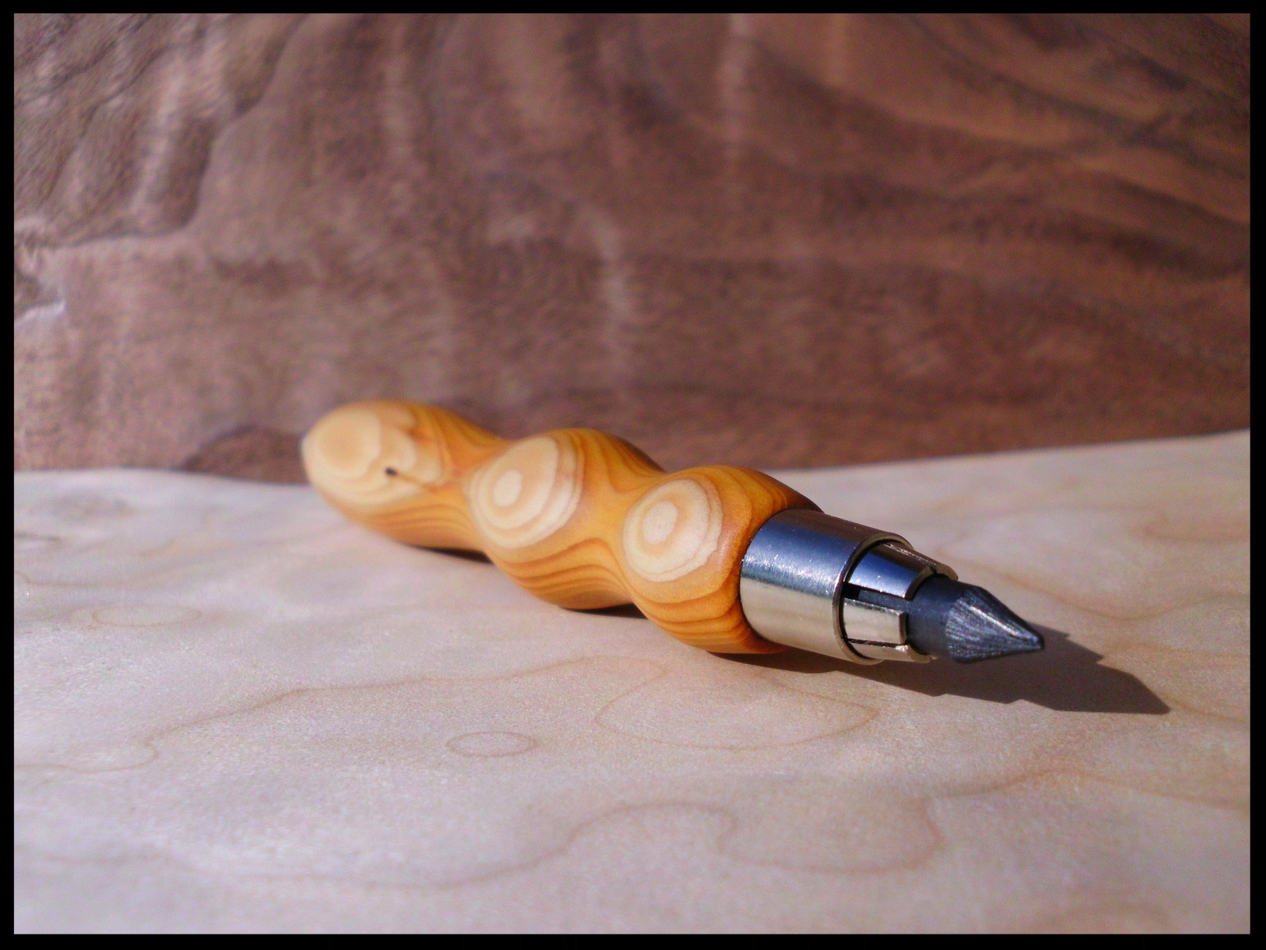 Graphit-Schreiber - ARTistical-Wood, www.artistical-wood.com