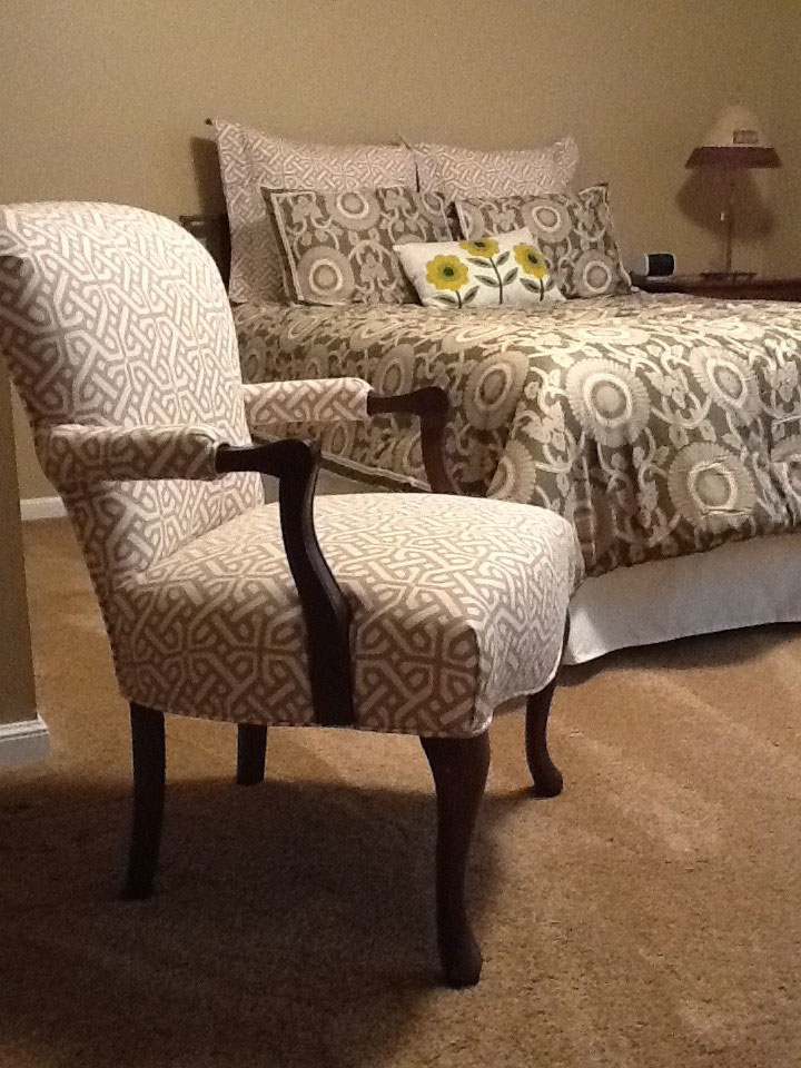 Restyled Upholstery provides custom home decor services in the Cincinnati, Ohio area. site