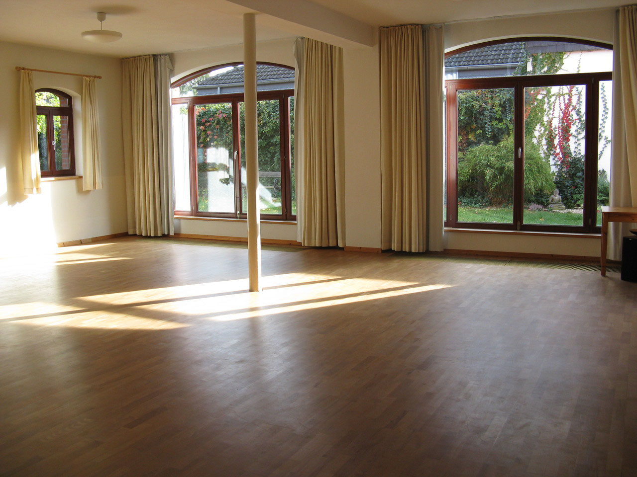 Shadil Hannover Raum Mieten Shadil Hannover