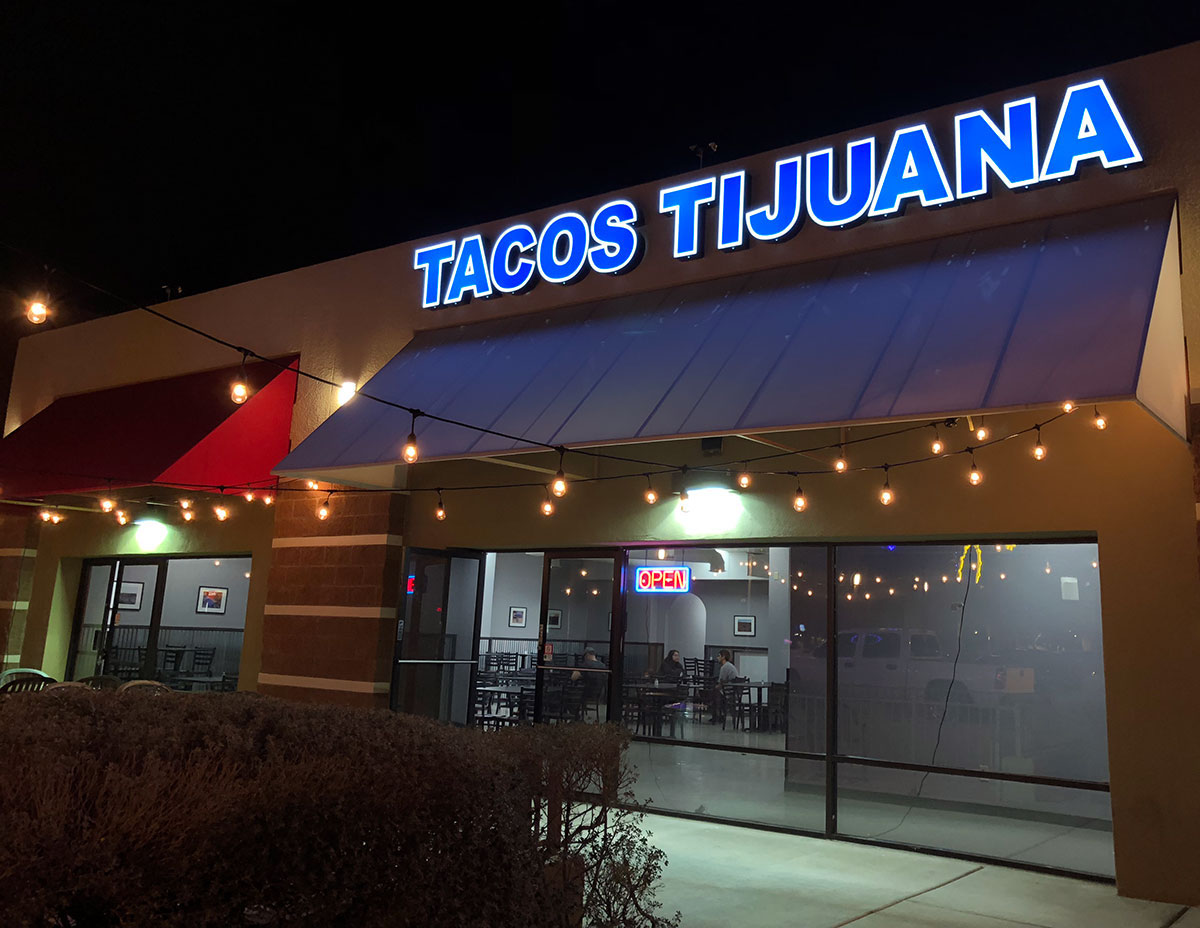 Immigrants Bring Authentic Tijuana Tacos to Arizona Visualizing