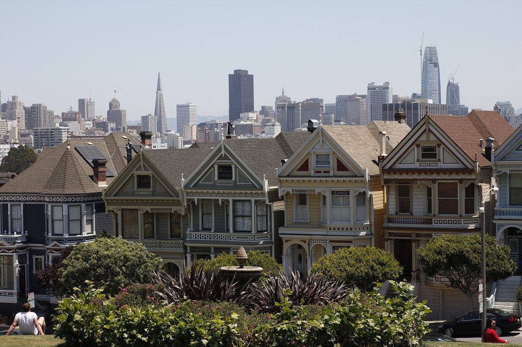 San Francisco Mit Blumen im Haar SquirrelSarah