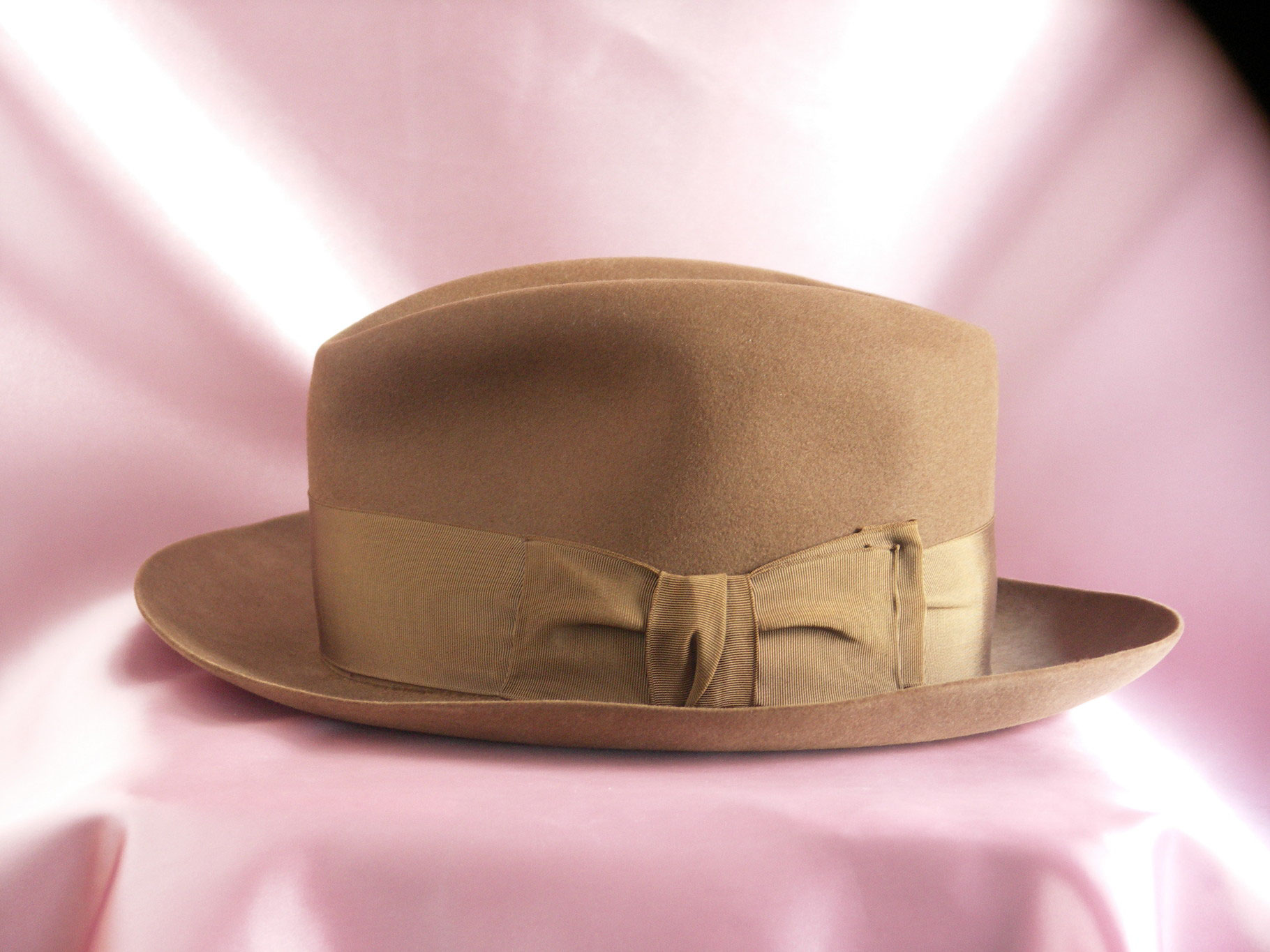 hat details - hats style