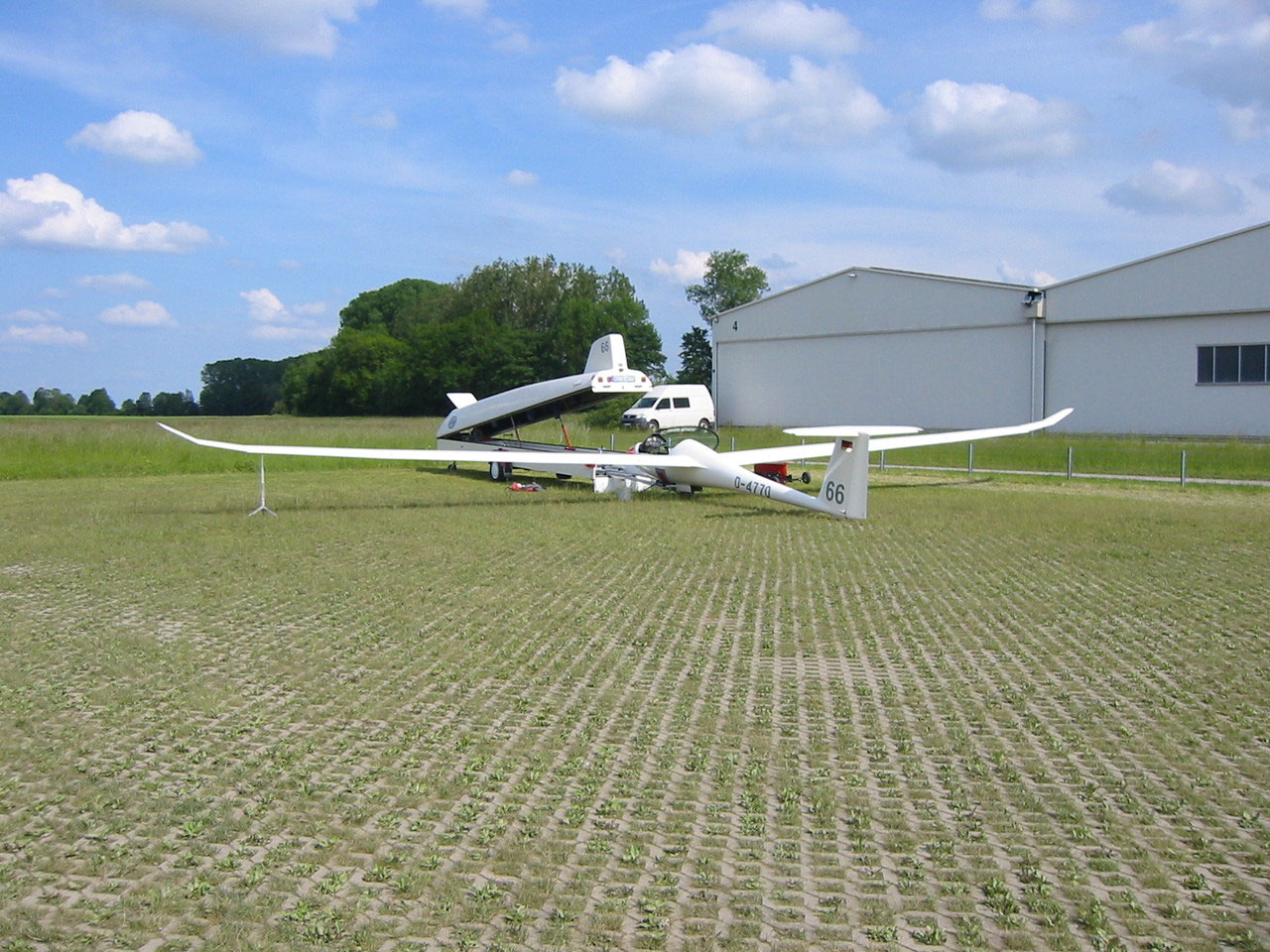 Verkauf Ventus 2c Aussenlanden Segelflugzeugsegelfliegen Ventus2c Ventus 2cm Ventus Fluge Infos Segelfliegen Technik Segelfliegen Berichte Segelfliegen Verbesserungen Segelflugzeug Aufbauhilfe Segelfliegen Filme