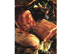 肉用輸送包装フィルム - 包装資材で食品の鮮度と衛生を守ります。