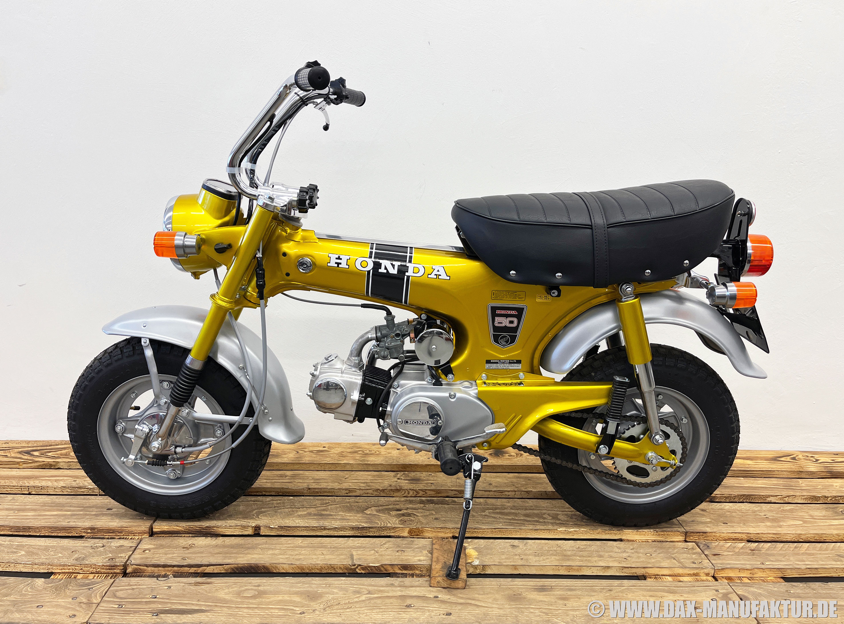 Honda Dax St 50