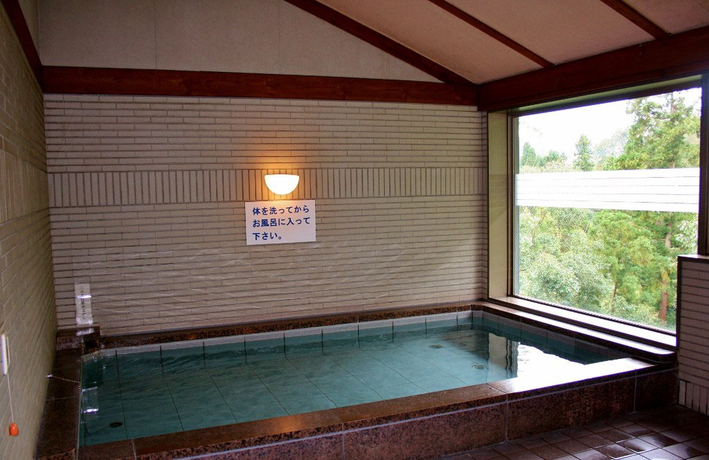 わくわく 日帰り入浴 岐阜県可児市 Wakuwaku Taikenkan ガラス工芸体験 宿泊施設 体育館 あなただけのわくわく探し