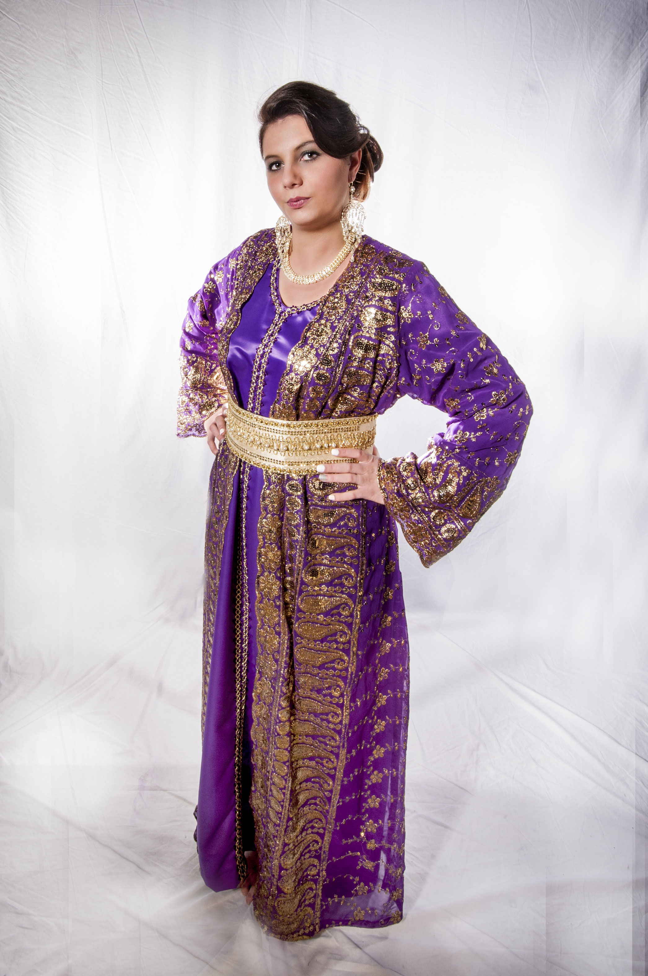 Location robes traditionnelles De Fil en Aiguille Couturière à