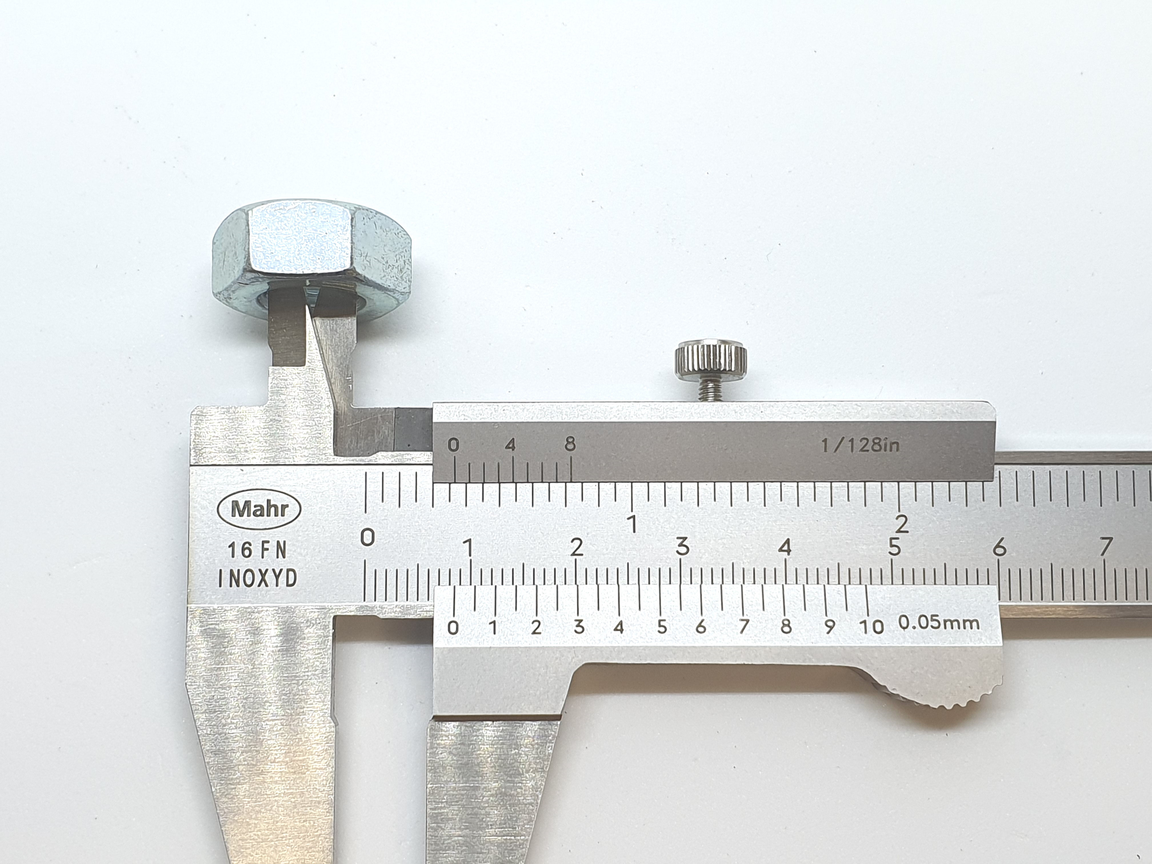 How to read a vernier caliper