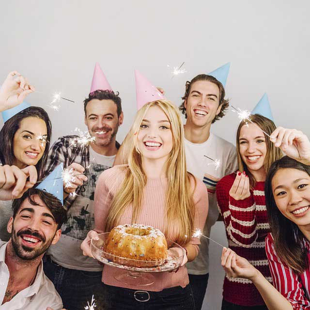 Runder Geburtstag | Sprüche - Spiele & Lieder ️ - Geburtstags Guru