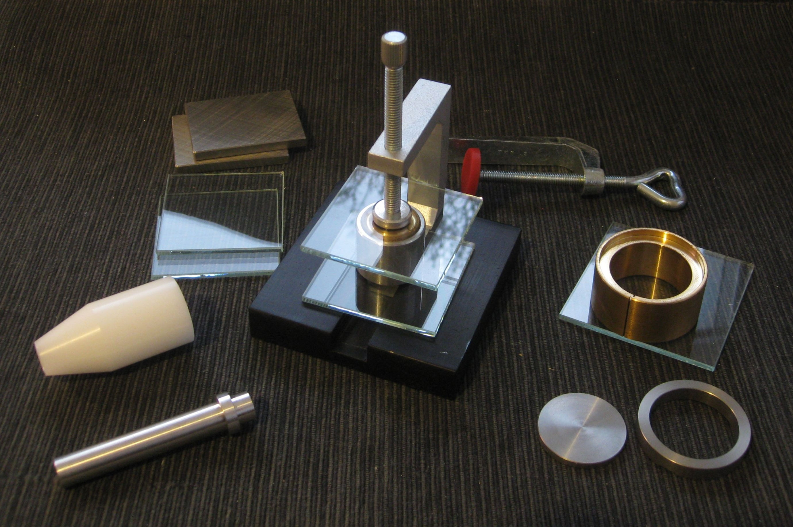 Test Equipment according to ISO Standard Oral Care Toothbrush Dental