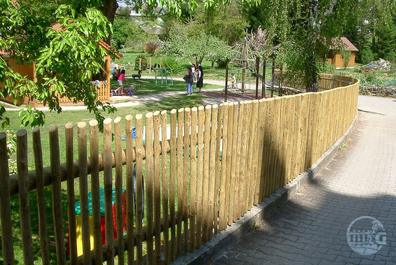 Hanichelzaun Gottlinger Zaunbau Holzschutz Gmbh Co Kg