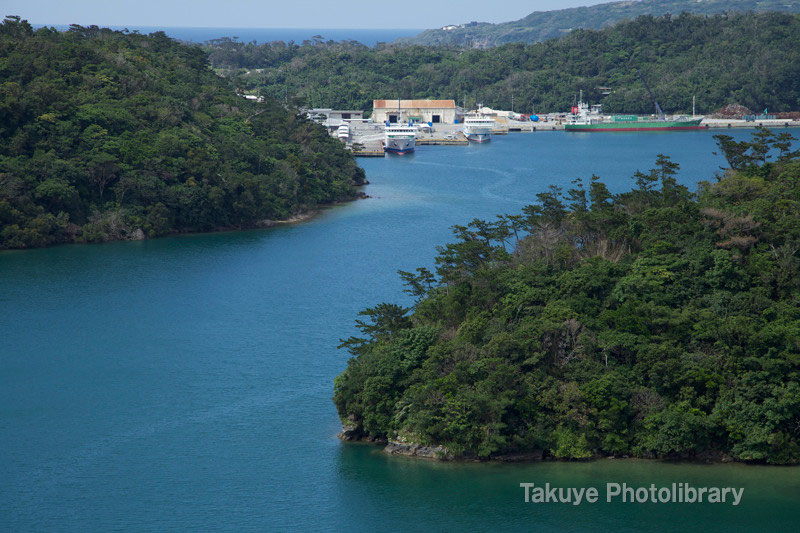 ワルミ海峡