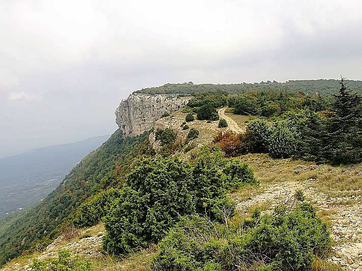 Le Mourre d'Agnis - Site de Marche et R&ecirc;ve Istres !
