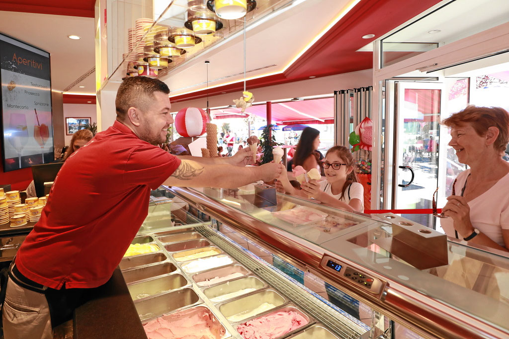 Eis zum Mitnehmen Eiscafe und Cafe in 79618 Rheinfelden Baden