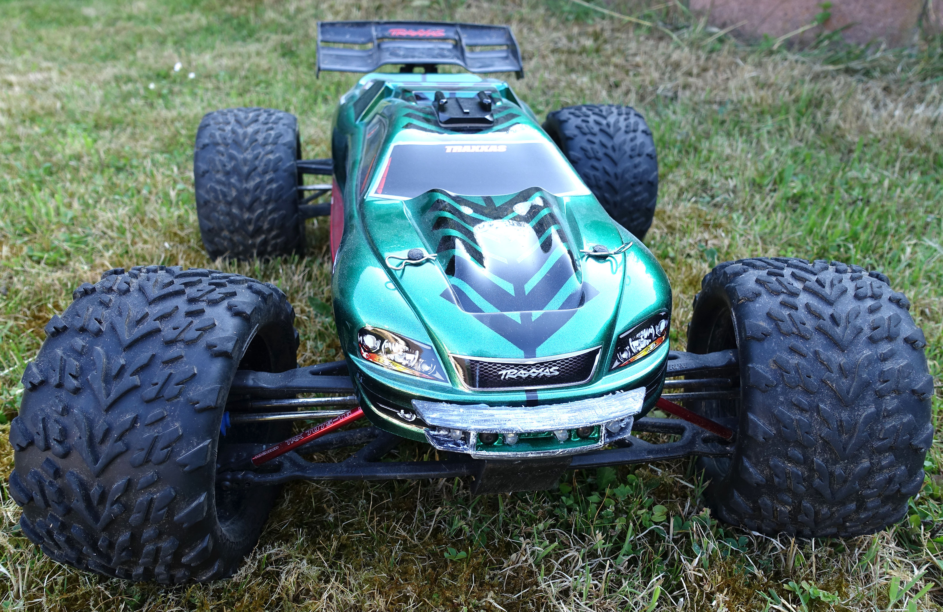Traxxas ERevo 18