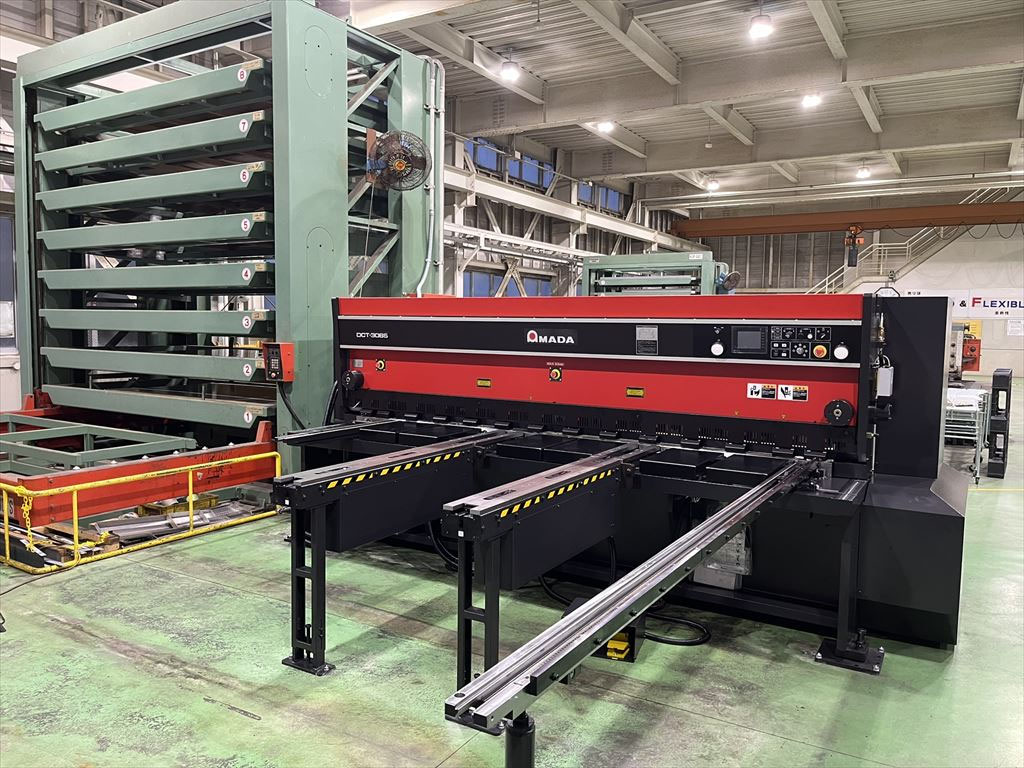 短納期の板金加工 建築金物 製作します - ㈱ムラックス 短納期の建築