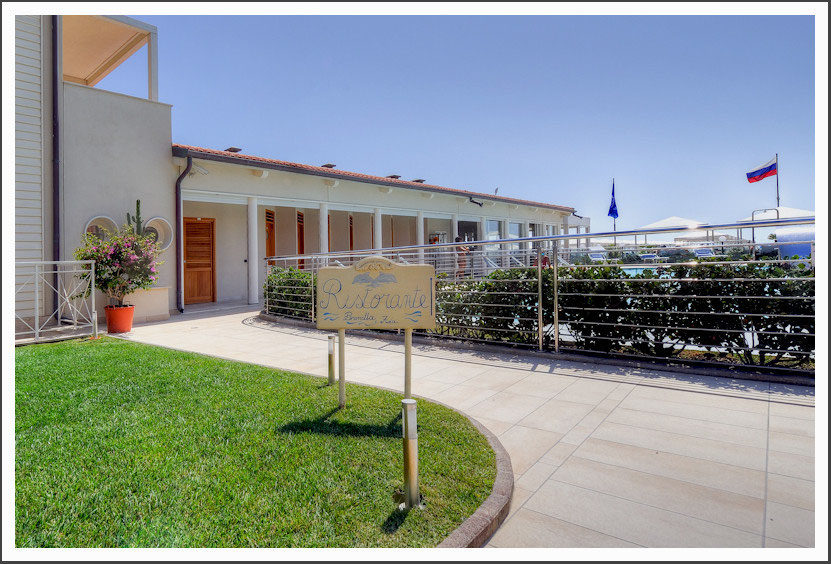 Bar Ristorante Pizzeria Bagno Brunella E Ada Beach