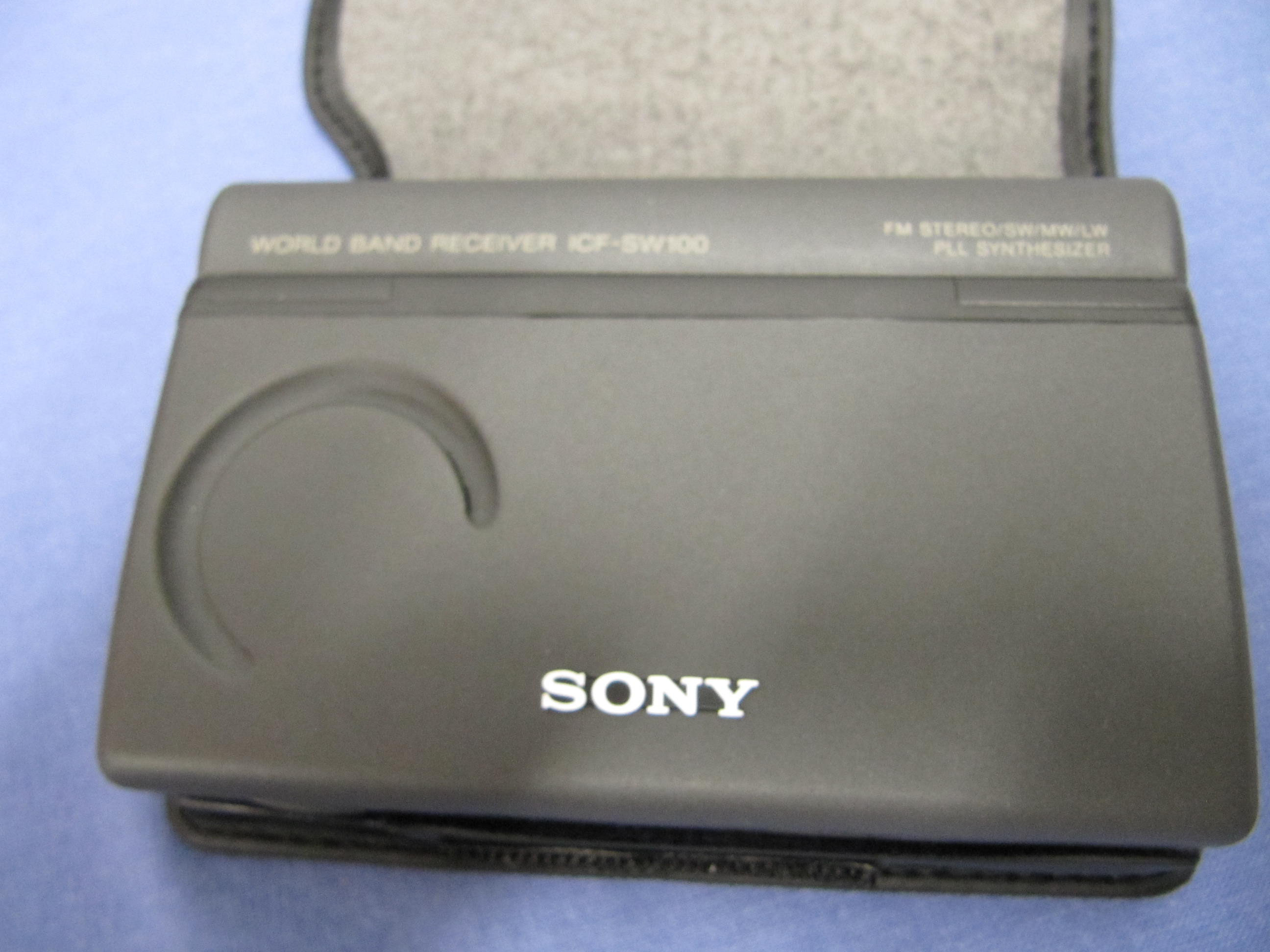 Sony ICFSW100E excellent condition SOLD radiomatics 666