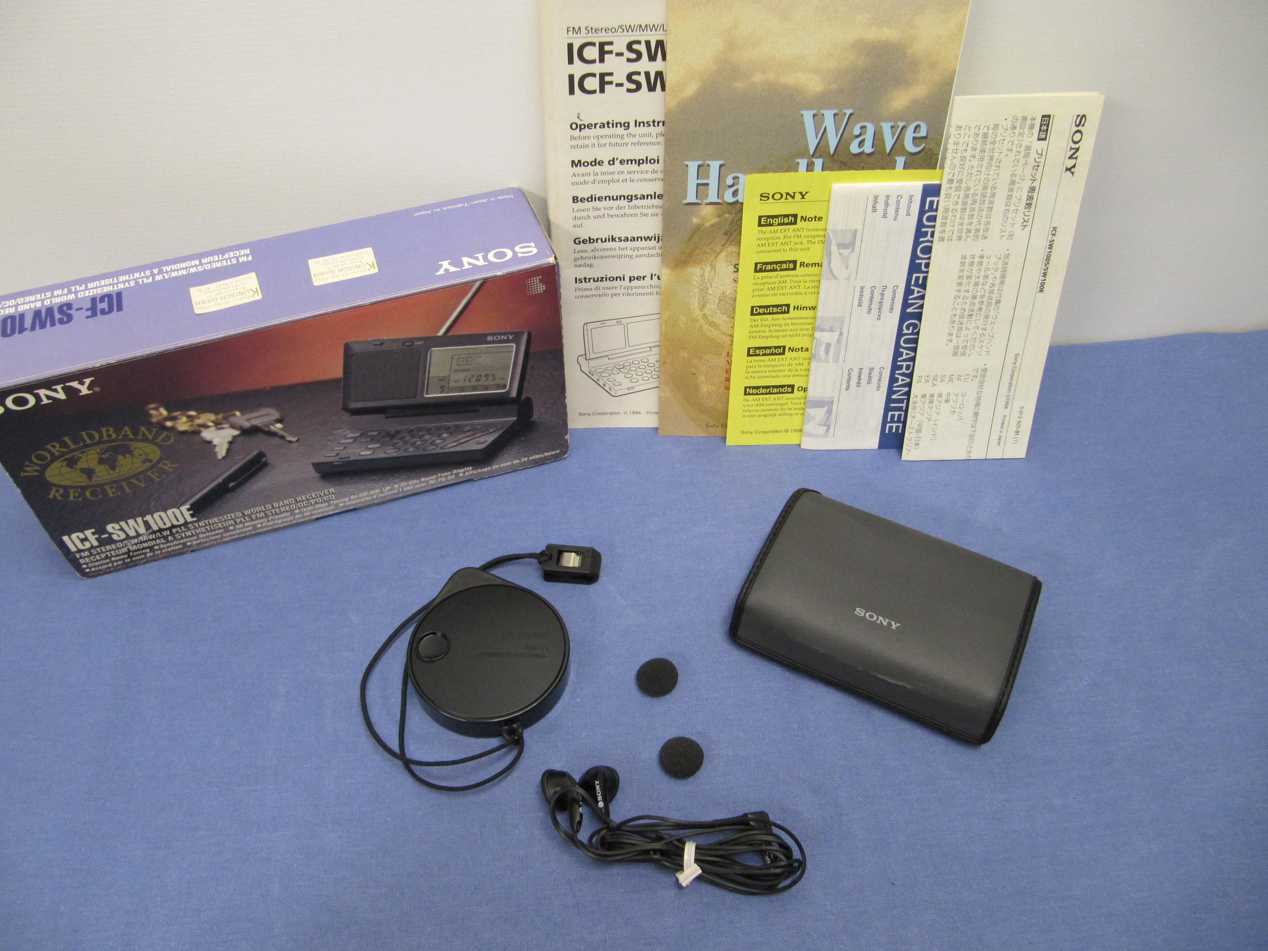 Sony ICFSW100E excellent condition SOLD radiomatics 666