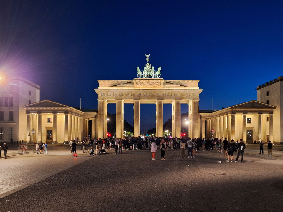Brasserie Quarré im Adlon maglifestylemagazin
