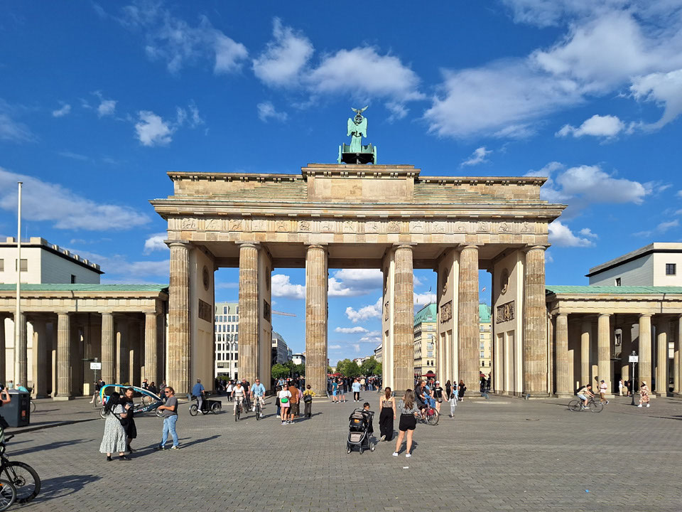 Brasserie Quarré im Adlon maglifestylemagazin