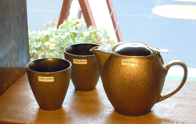 限定入荷！アンティークゴールドのティーカップ☆ - カケス雑貨店