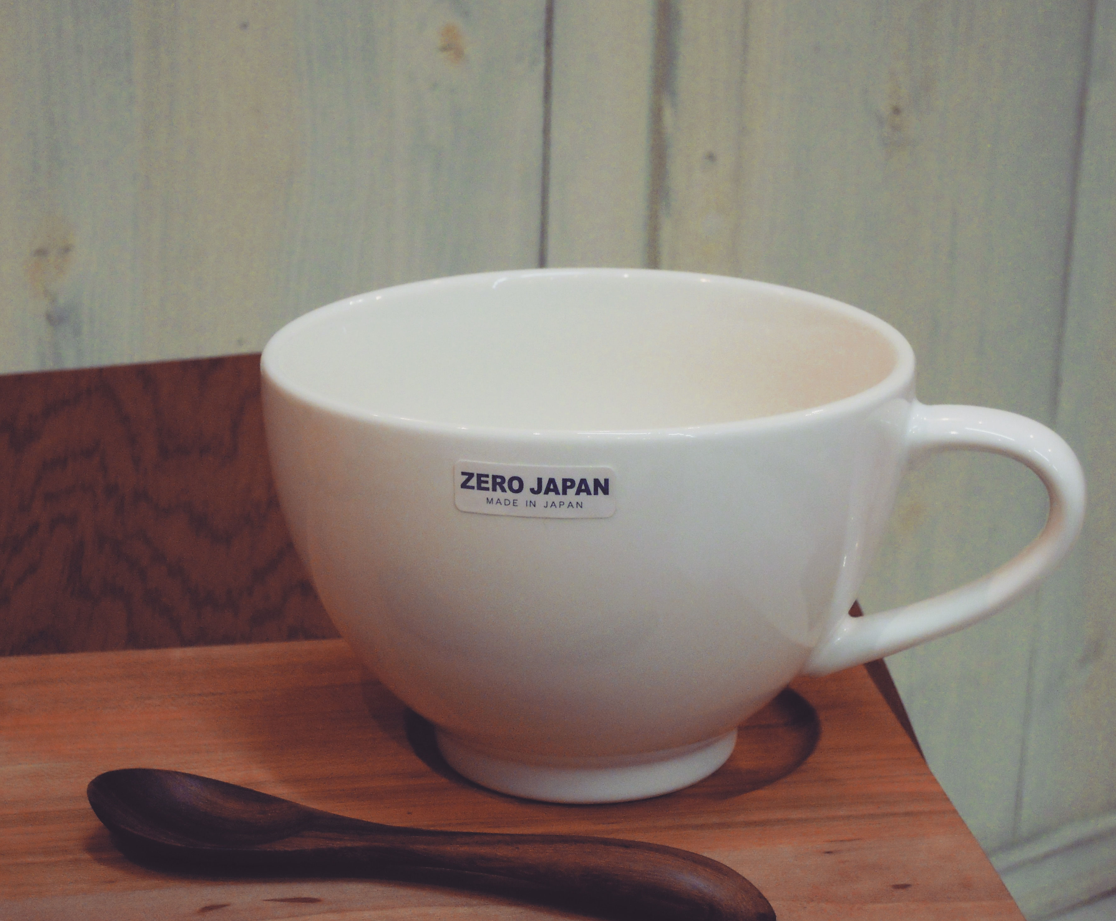 白いカフェオレマグ カケス雑貨店 Zerojapan代理店 今治タオル こだわりの日本製 白いカフェオレマグ カケス雑貨店 Zerojapan代理店 今治タオル こだわりの日本製