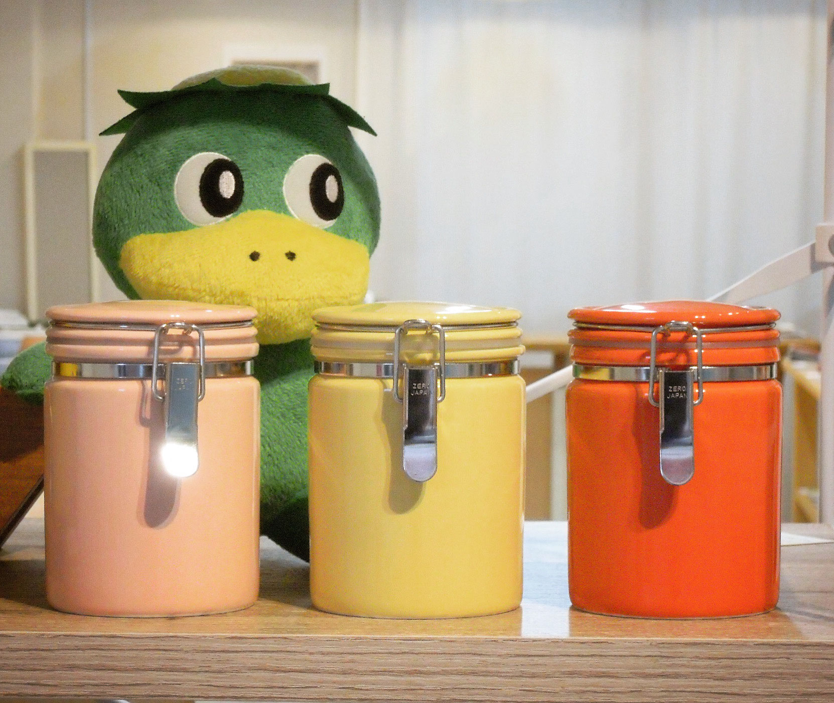 キャニスターに何入れる？ - カケス雑貨店 ZEROJAPAN代理店・今治