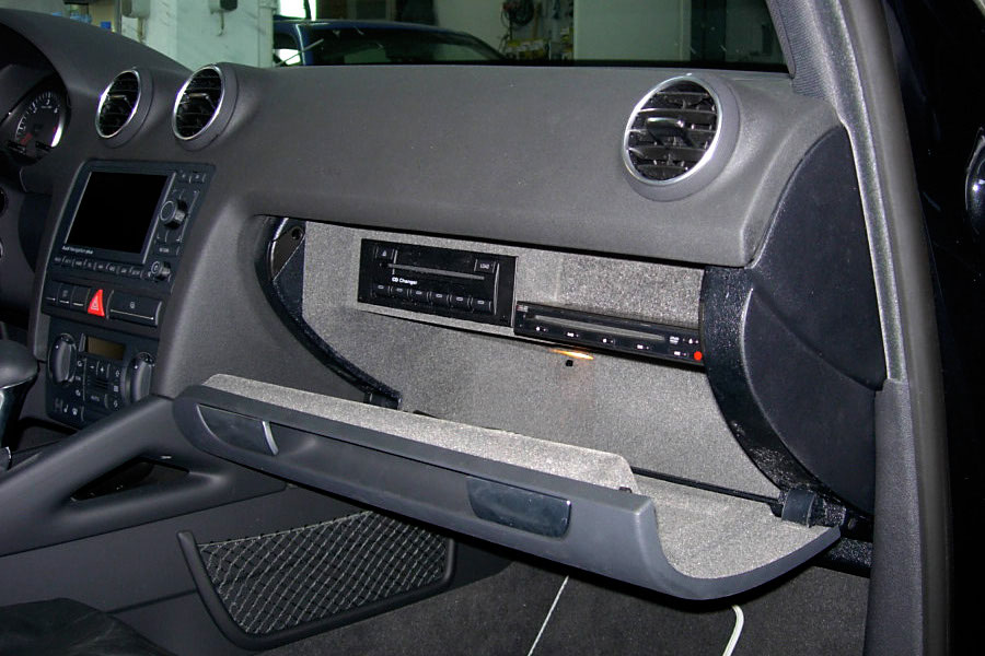 Einbaubeispiele Im Audi ACR Der ZenecStore in Bielefeld Ihr CarmediaPartner