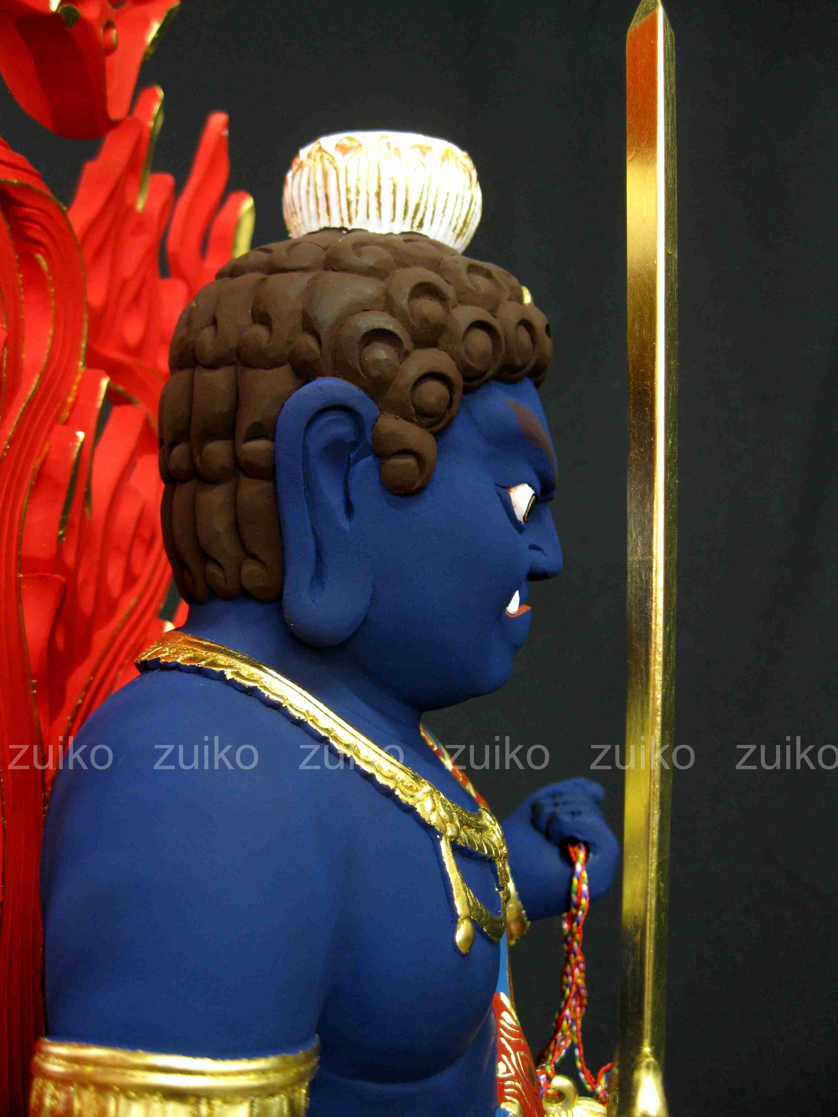 不動明王 桧切金 半跏座火炎光背 割寸7寸 - Web Shop 浄光