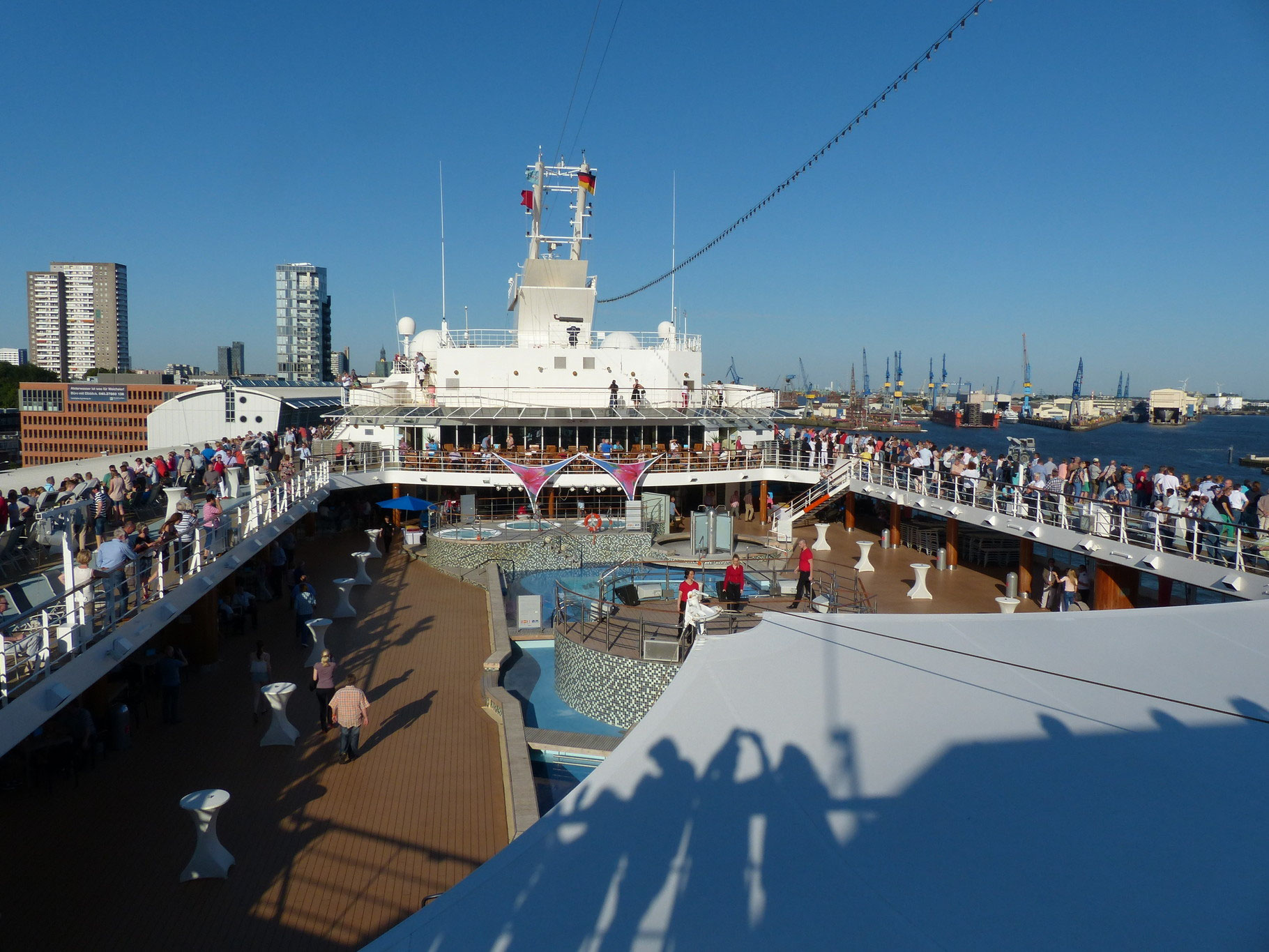 172015 Einschiffung Hamburg Nordlandfahrts Webseite