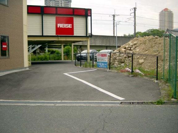 宝塚市清荒神の賃貸月極駐車場 パーキング 地元宝塚のワールド コーポレーション