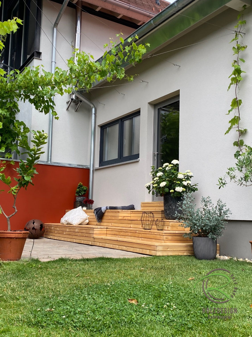 Sitztreppe - Holzdesign Rapp