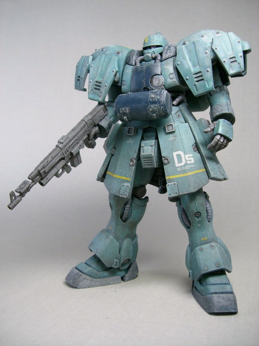 ガンプラ完成品 HG サザビー 陸戦型