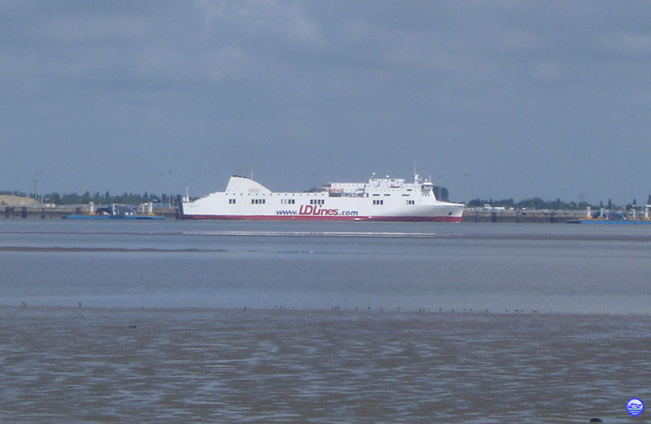 Norman Asturias Sous Le Pont De Saint Nazaire Lebateaublog Fr