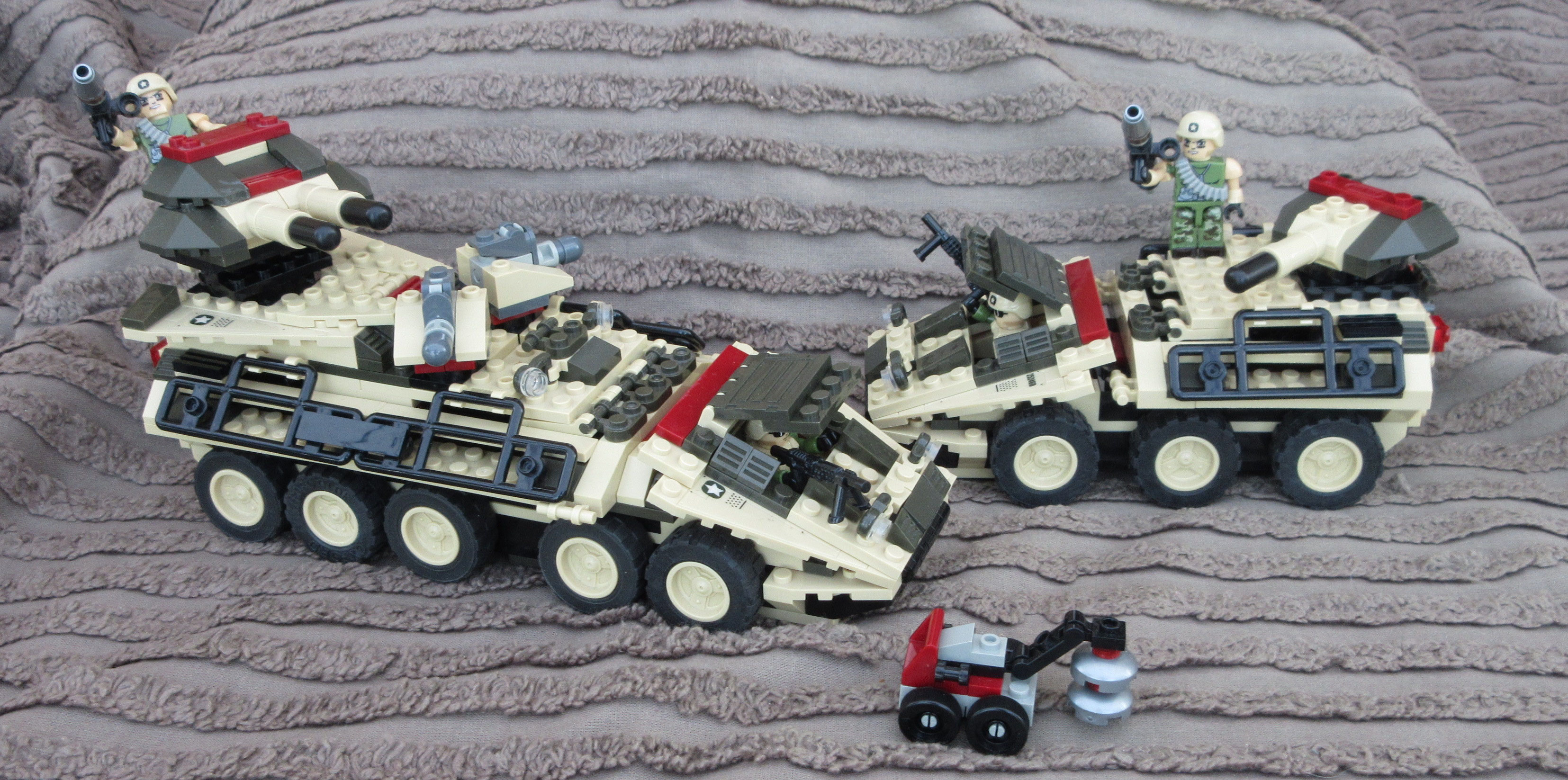 Hasbro Kre-O Battleship Stryker - Set Di Costruzioni Con 3 Corone E Accessori