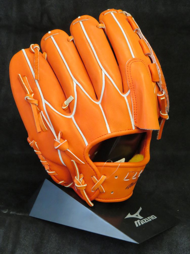 硬式グラブ 投手用 - (有)新田スポーツ