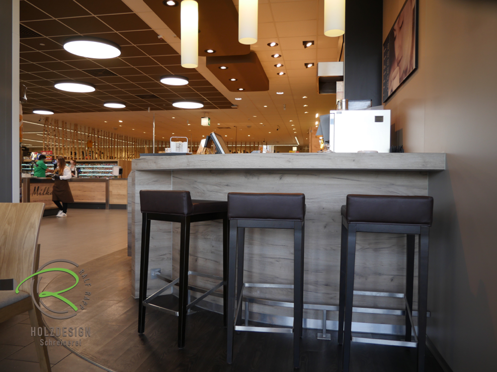 Ladenbau-Bäckereinrichtung - Schreinerei - Holzdesign Rapp Geisingen