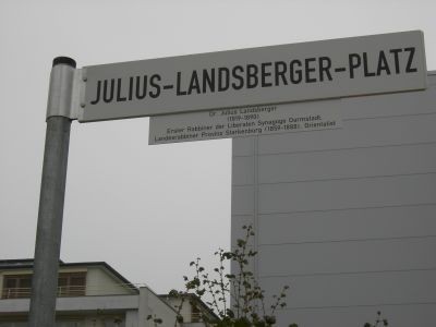 Julius-Landsberger-Platz / Foto: FLS