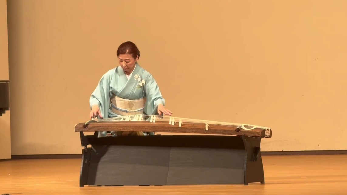 「手事」