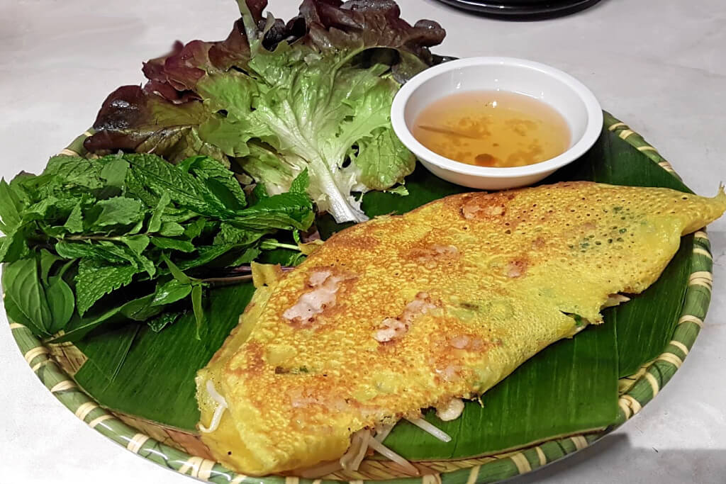 vietnamesische Crêpes mit Schweinefleisch & Garnelen