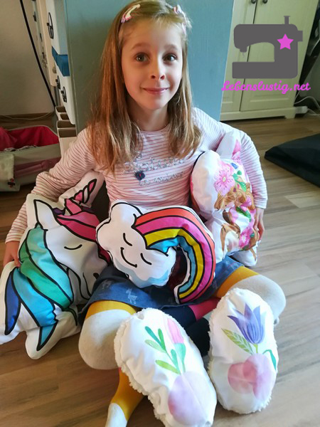 mit kindern nähen,lebenslustig,kreativ,diy,handmade,kuschelkissen,selbermachen