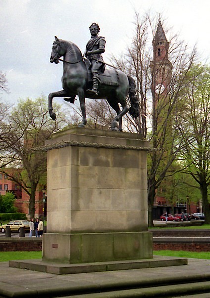 Statue of King George I in Edgbaston Park Road, outside the Barber Institute of Fine Arts.  The statue was made in 1722 end erected in Dublin.  It was no longer popular after Irish independence and was bought in the 1930s for the university by Sir Thomas 