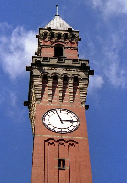 A close up of the clock which is 17' in diameter. 